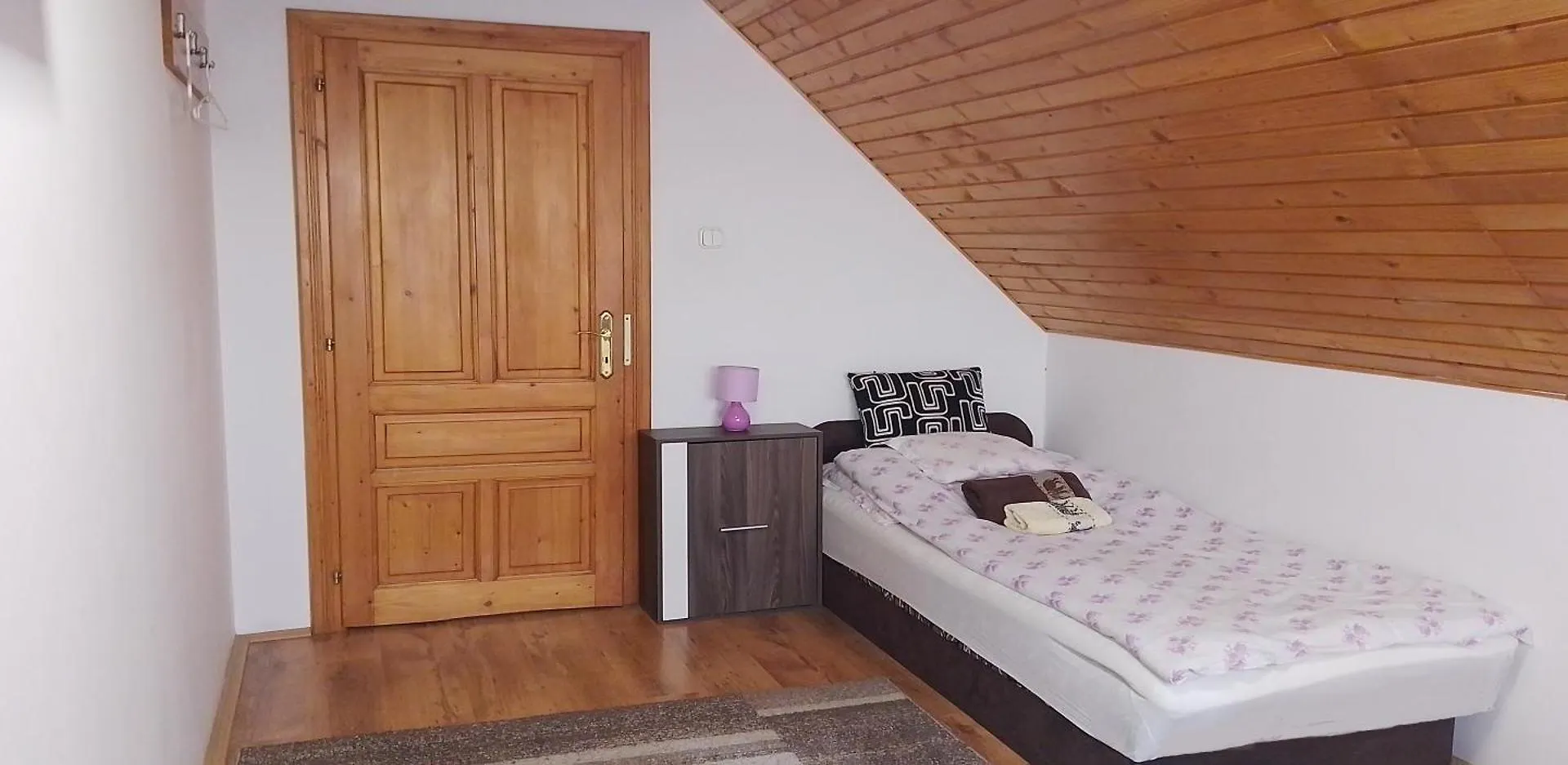 Erzsebet Vendeghaz Es Apartman Hajdúszoboszló Apartament