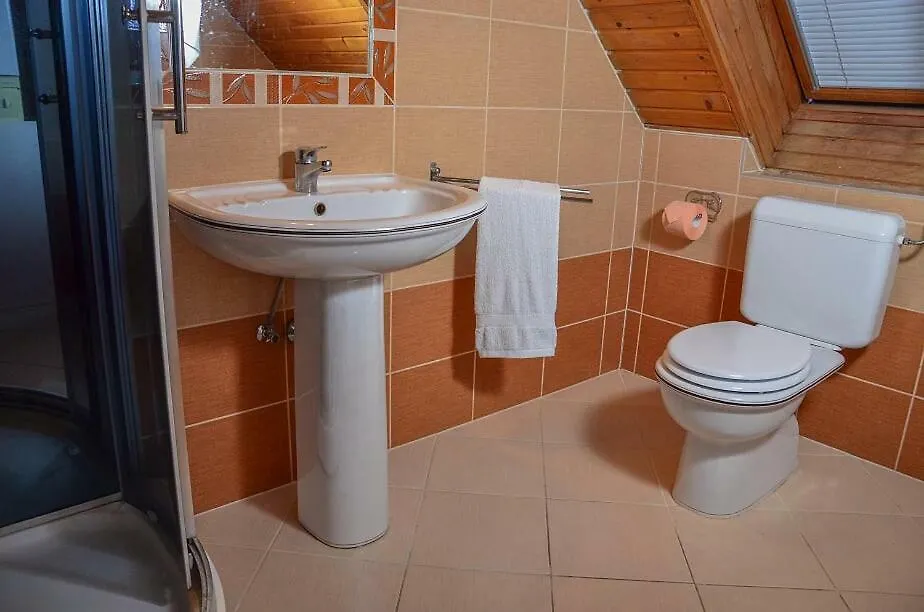 Erzsebet Vendeghaz Es Apartman Hajdúszoboszló Apartament
